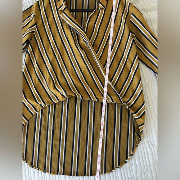 Zara High Low Striped Top Blouse Size XS Extra Small V-neck Excellent Condition - Picture 8 of 9